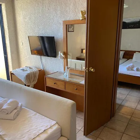 Hotel Sariza Spring Apikia (Andros)