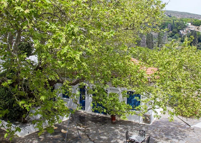 Sariza Spring فندق 3*