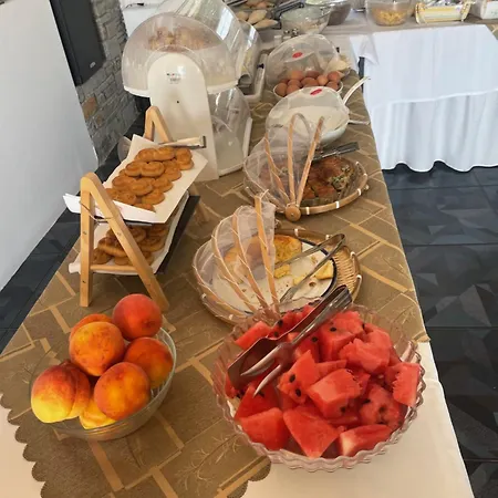 Sariza Spring Apikia (Andros)