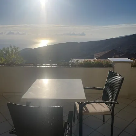 Hotel Sariza Spring Apikia (Andros)