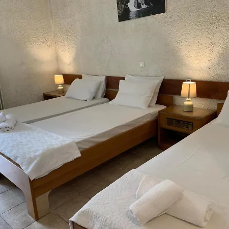 Sariza Spring Hotel 3*