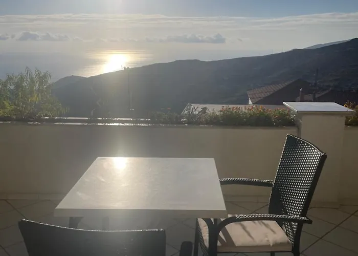 Hotel Sariza Spring Apikia (Andros)