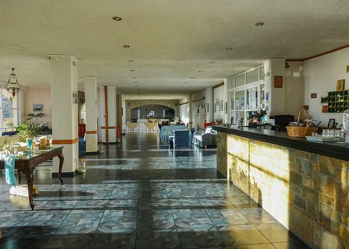 Sariza Spring Hotel 3*